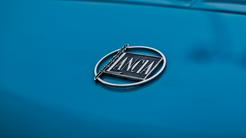 Illustration for article titled Pictures of Cars